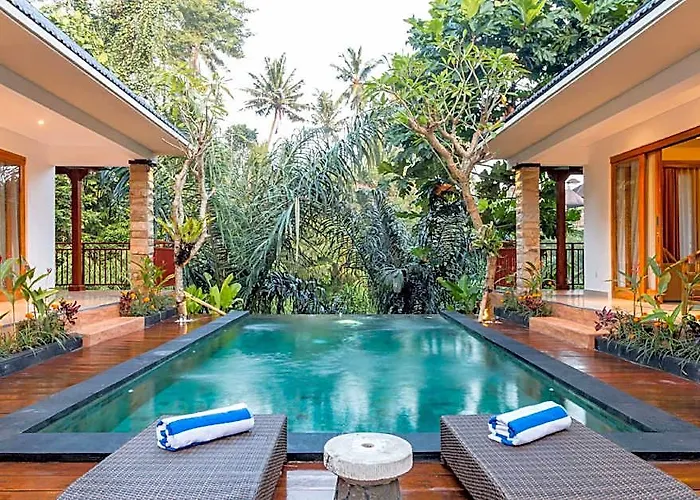 The Pesaren Hotel 3*