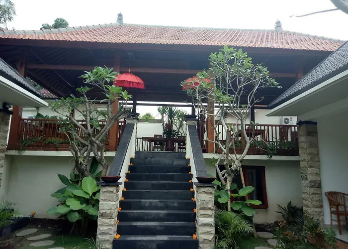 The Pesaren Hotel 3*
